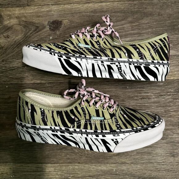 Vans Black & Green Aries Edition Zebra OG Sz US 8.5 Women - Picture 2 of 6
